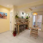 Al Duomo B&B 밀라초
